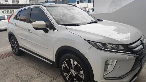 MITSUBISHI ECLIPSE CROSS 1.5 MIVEC TURBO GASOLINA HPE-S AWD CVT MITSUBISHI ECLIPSE CROSS 1.5 MIVEC TURBO GASOLINA HPE-S AWD CVT